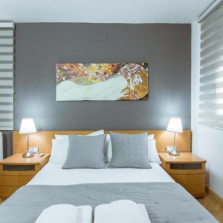 Two Bedroom Townhouse Within 10Min Walk From Beach バルセロナ エクステリア 写真