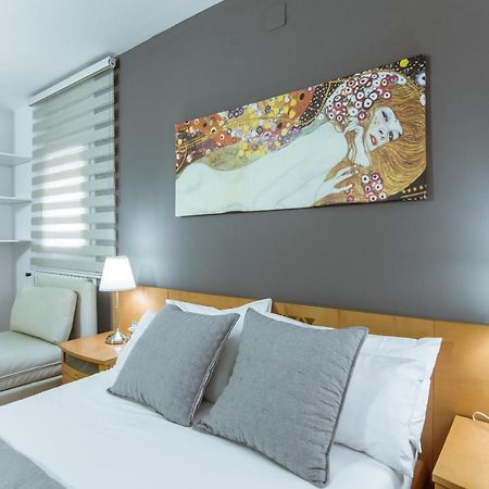 Two Bedroom Townhouse Within 10Min Walk From Beach バルセロナ エクステリア 写真