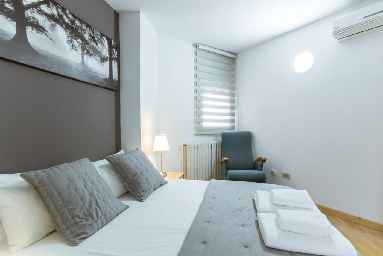 Two Bedroom Townhouse Within 10Min Walk From Beach バルセロナ エクステリア 写真